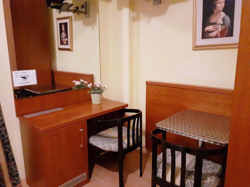 Hotel La Casa Dell'Arte à Rome Extérieur photo