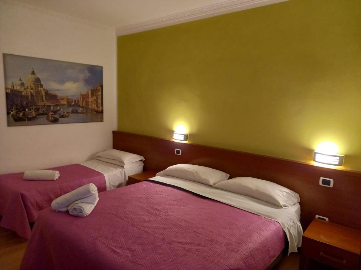 Hotel La Casa Dell'Arte à Rome Extérieur photo