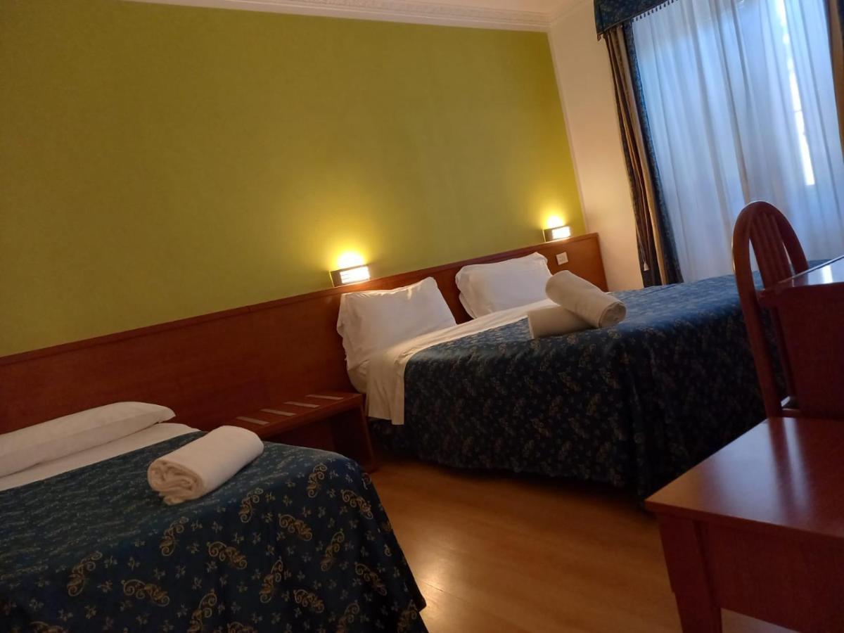 Hotel La Casa Dell'Arte à Rome Extérieur photo