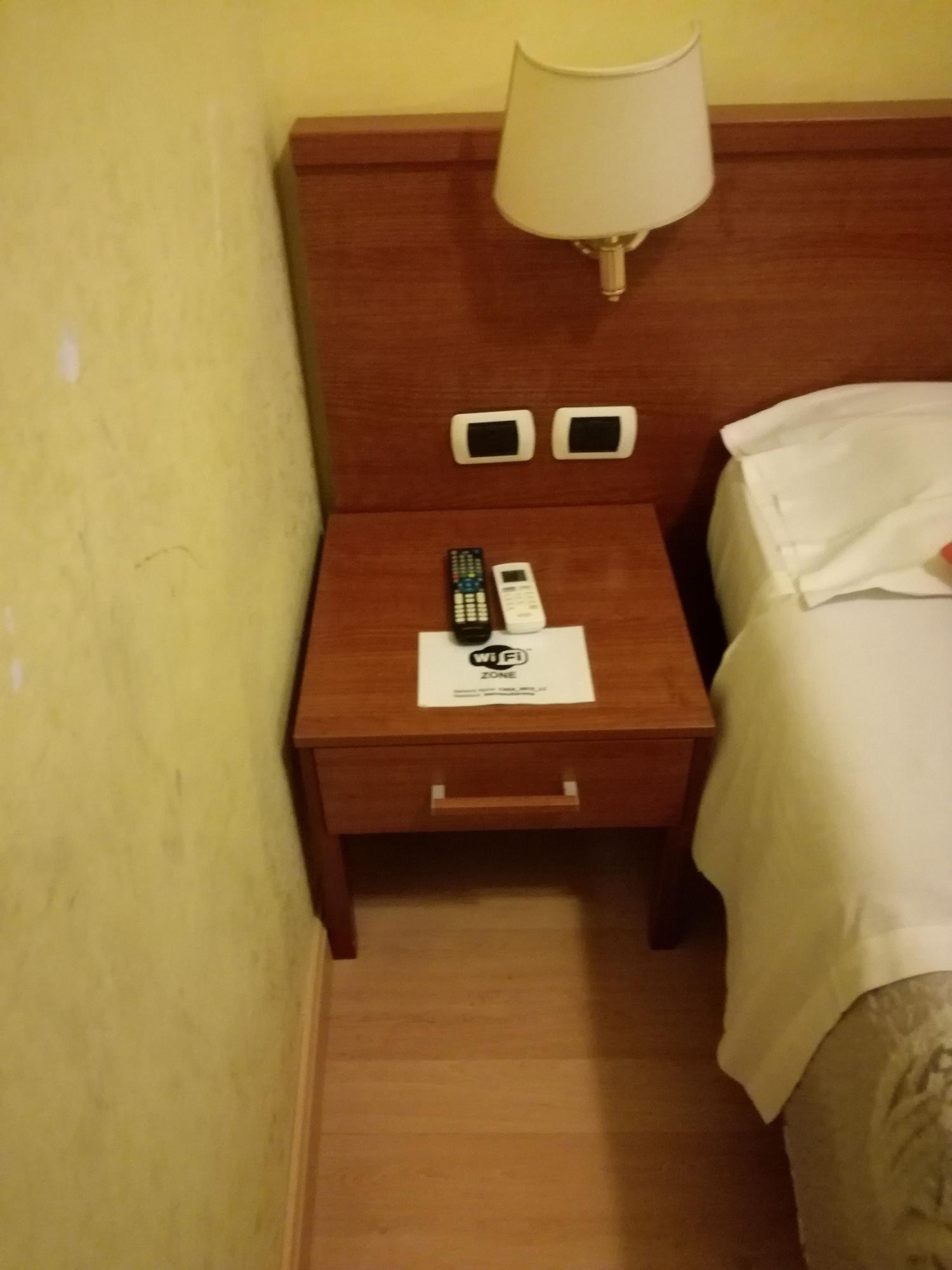 Hotel La Casa Dell'Arte à Rome Extérieur photo