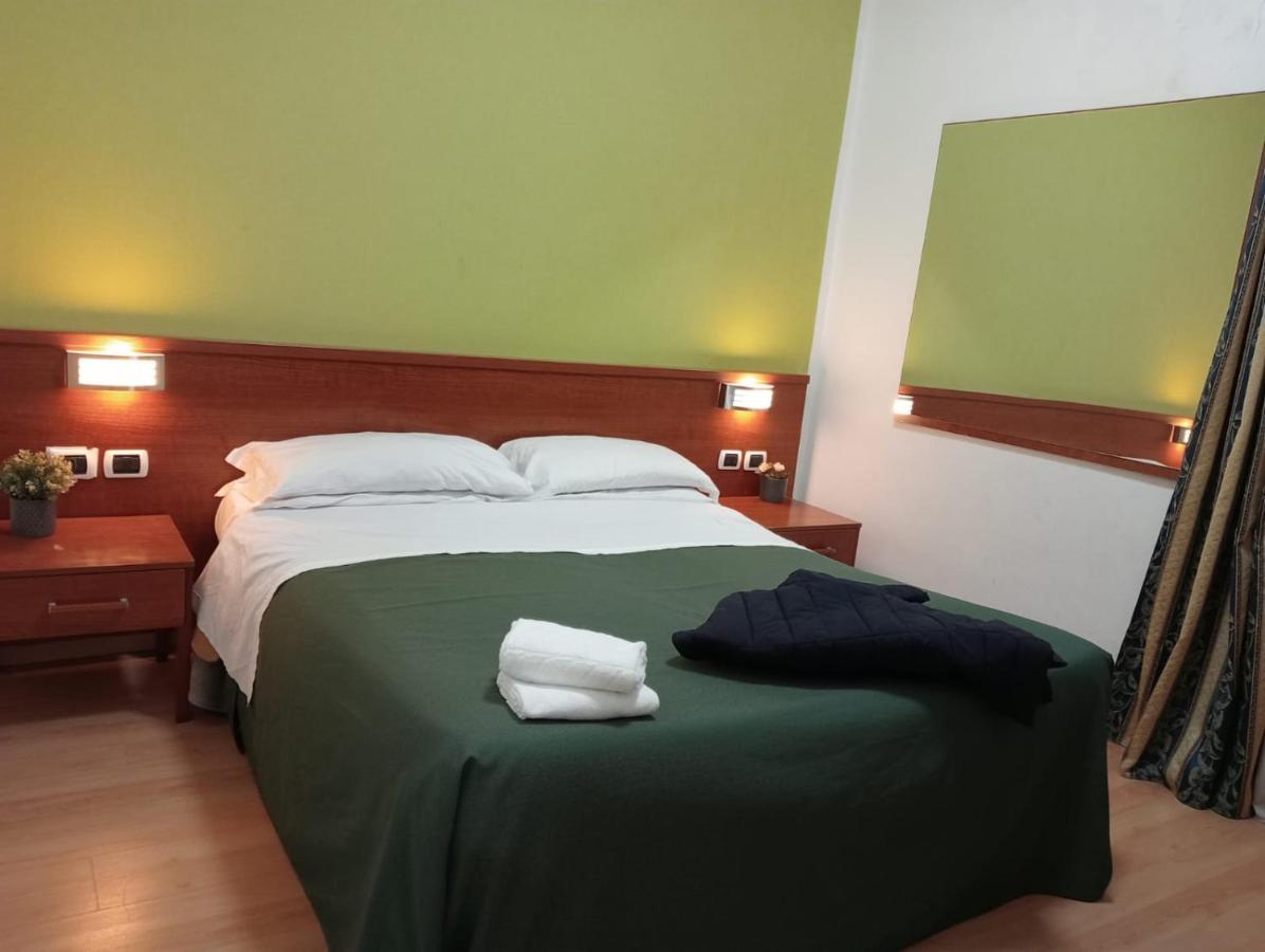 Hotel La Casa Dell'Arte à Rome Extérieur photo