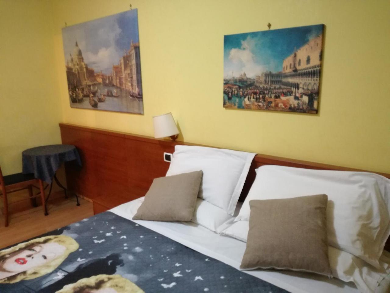 Hotel La Casa Dell'Arte à Rome Extérieur photo